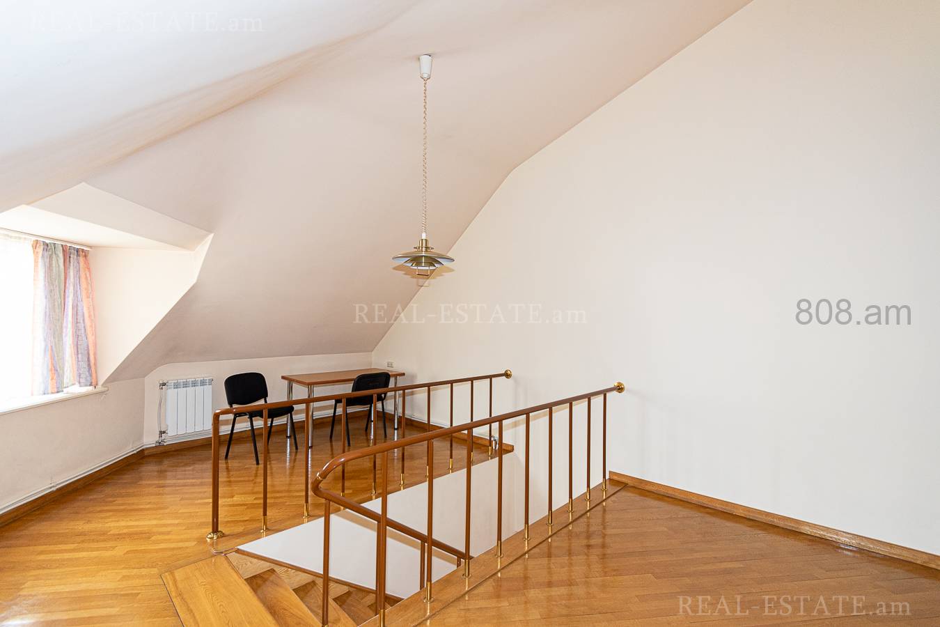 5 սենյականոց բնակարան  Ղազար Փարպեցու փող, Կենտրոն Երևան, 133741