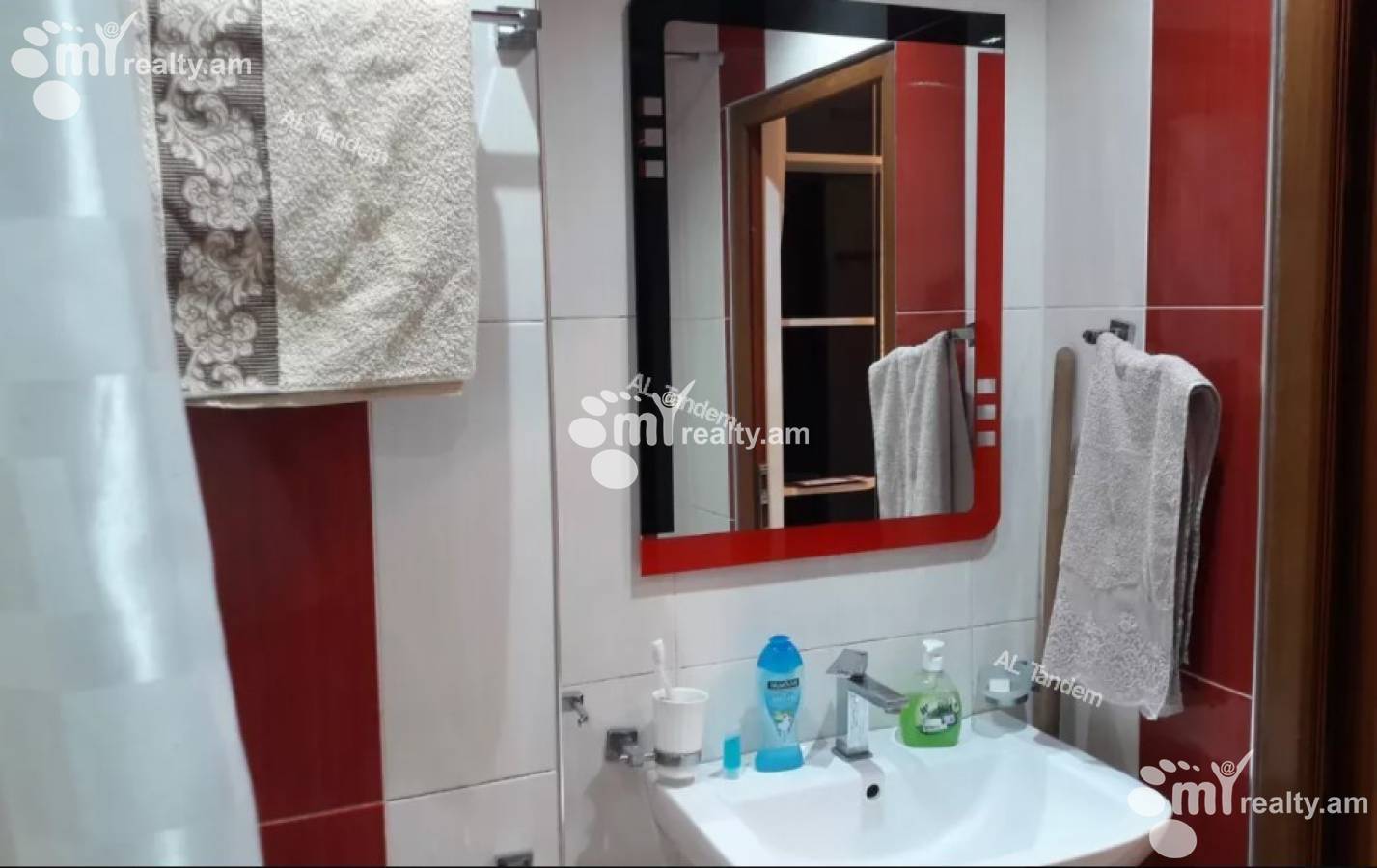 2 սենյականոց բնակարան վարձով Բաղրամյան պող(Կենտրոն), Կենտրոն Երևան, 125079