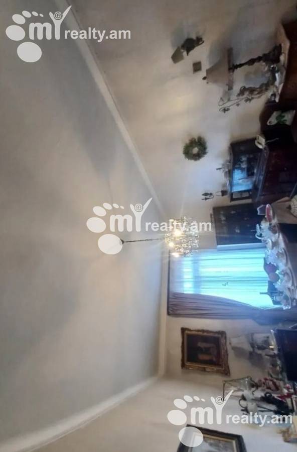 3 սենյականոց բնակարան  Նալբանդյան փող, Կենտրոն Երևան, 155871