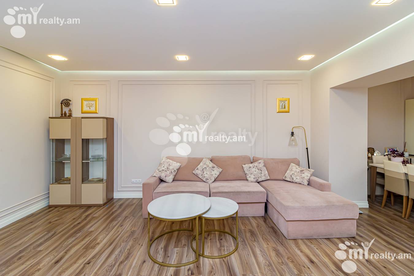 3 սենյականոց բնակարան  Տիգրան Մեծի պող, Կենտրոն Երևան, 143015