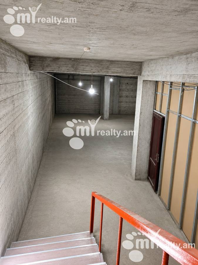 Կոմերցիոն տարածք վարձով ՆարԴոսի փող, Կենտրոն Երևան, 161068