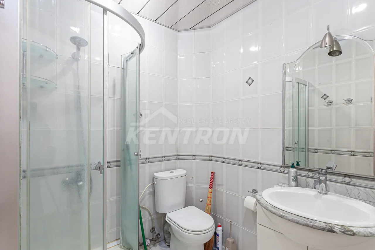 2 bedroom apartment for sale Azatutyan Ave, Arabkir Yerevan, 157237