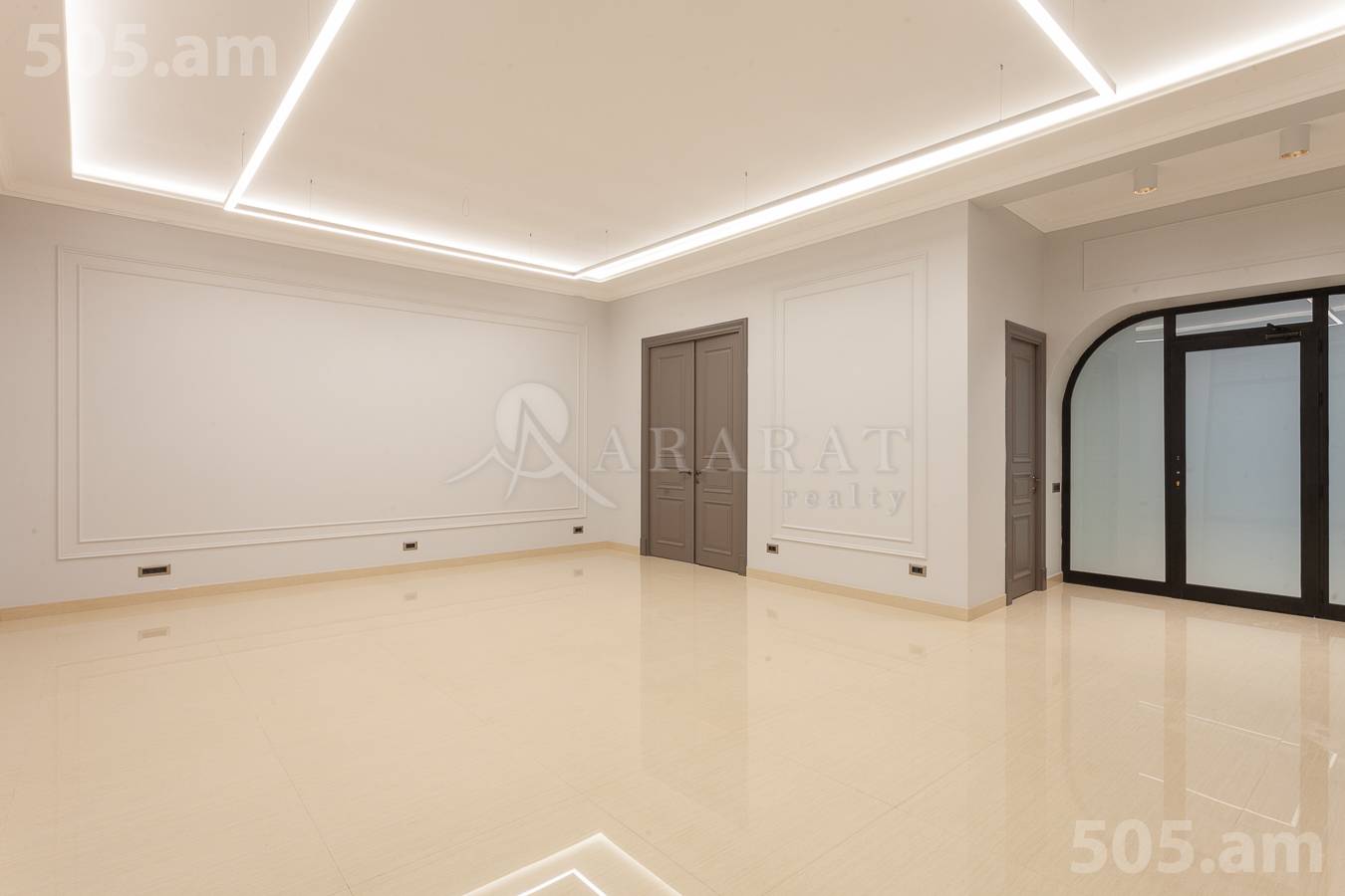 Commercial for rent خیابان تومانیان, مرکز شهر ایروان, 151367