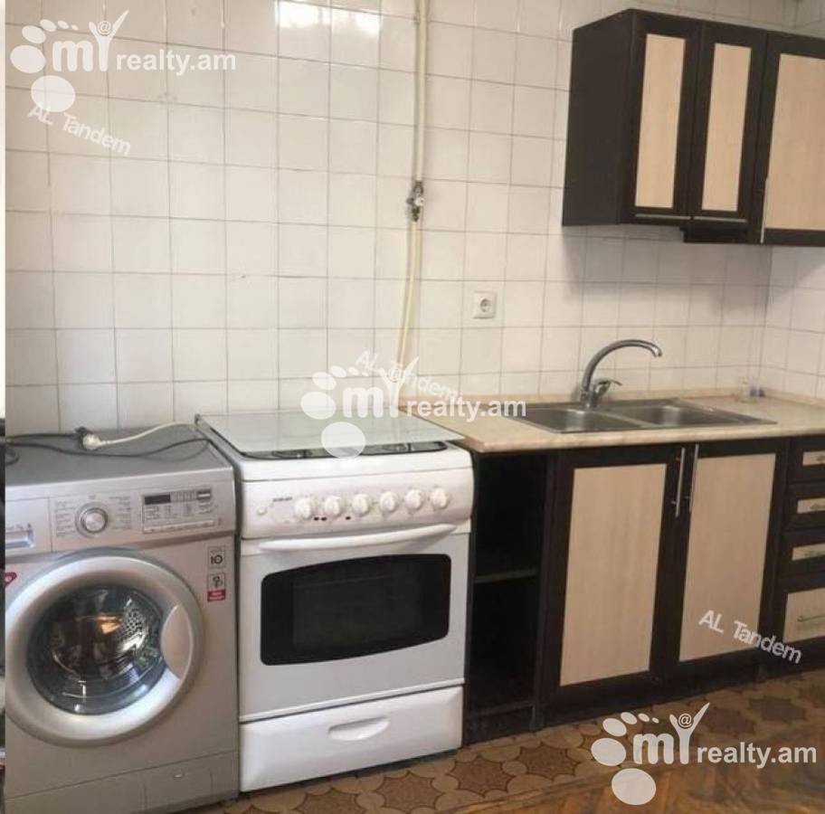 3 bedroom apartment for sale خیابان پوشکین, مرکز شهر ایروان, 158674