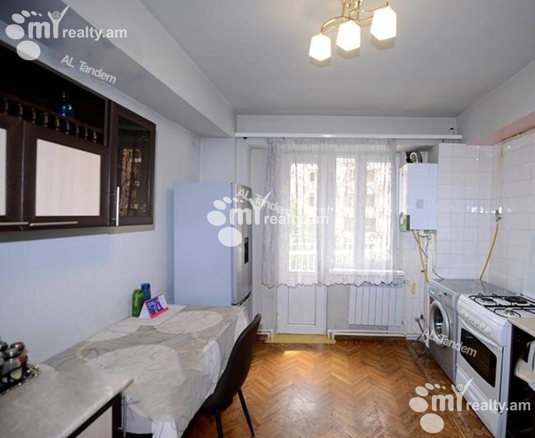 3 bedroom apartment for sale خیابان پوشکین, مرکز شهر ایروان, 158674