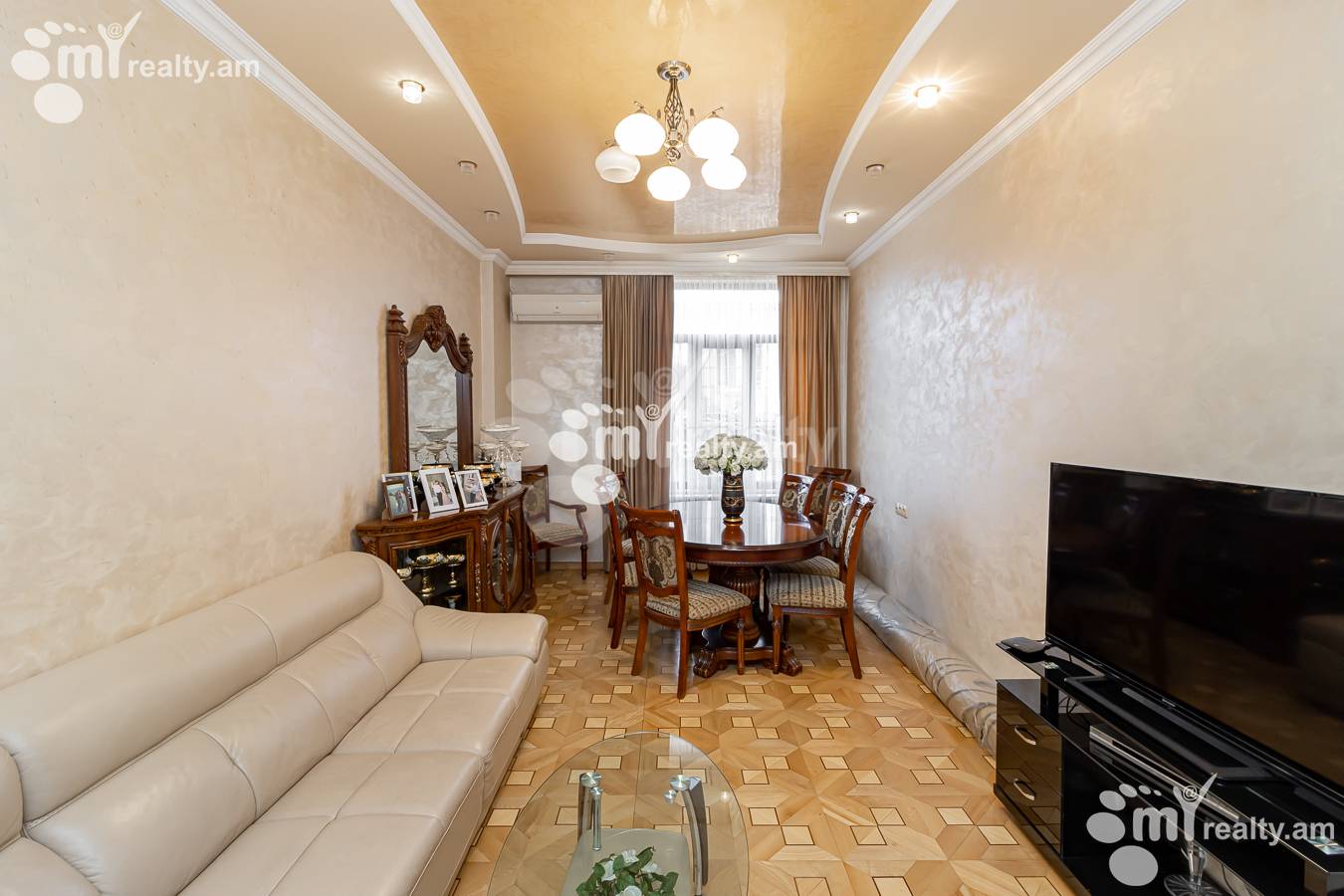 3 bedroom apartment for sale خیابان م. خورِناتسی, مرکز شهر ایروان, 152282