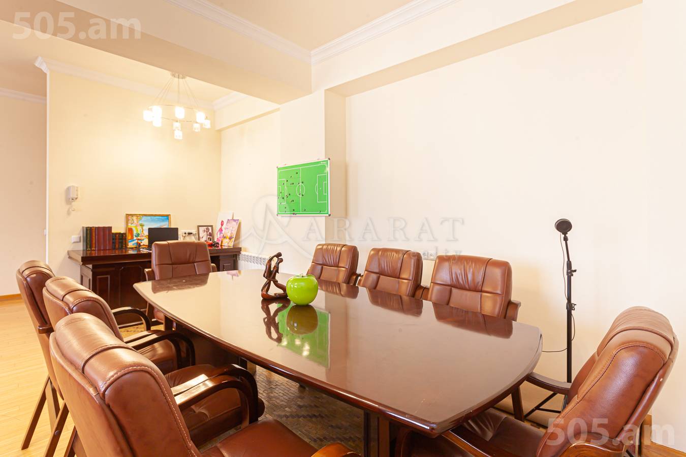 5 bedroom apartment for sale خیابان آرگیشتی, مرکز شهر ایروان, 154749