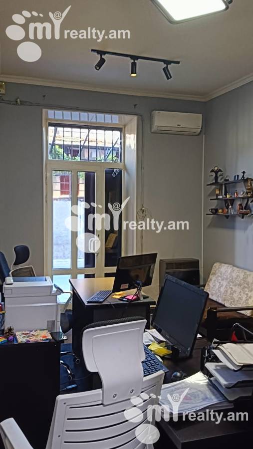 Commercial property for rent Israelyan St, Center Yerevan, 153954