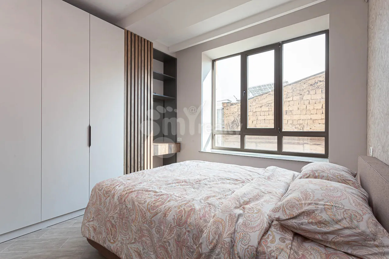 3 սենյականոց բնակարան վարձով Արամի փող, Կենտրոն Երևան, 160116