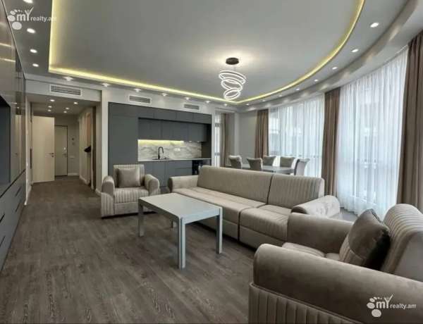 varcov-bnakaran/3-senyakanoc/Arshakunyats+Ave/Center/Yerevan