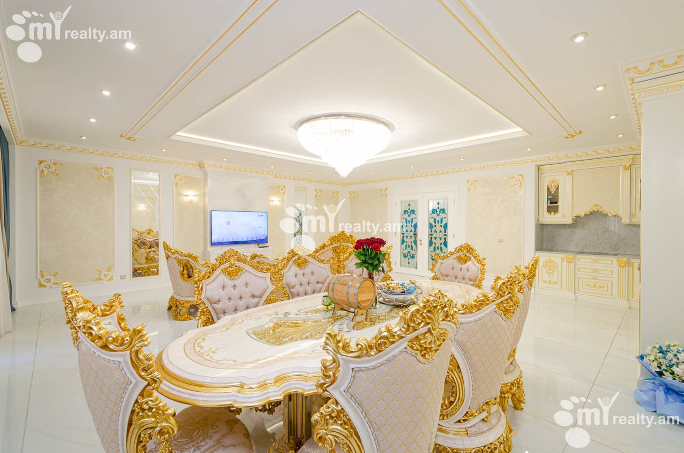3 bedroom apartment for sale Northern(Hyusisayin)  Ave, Center Yerevan, 154535