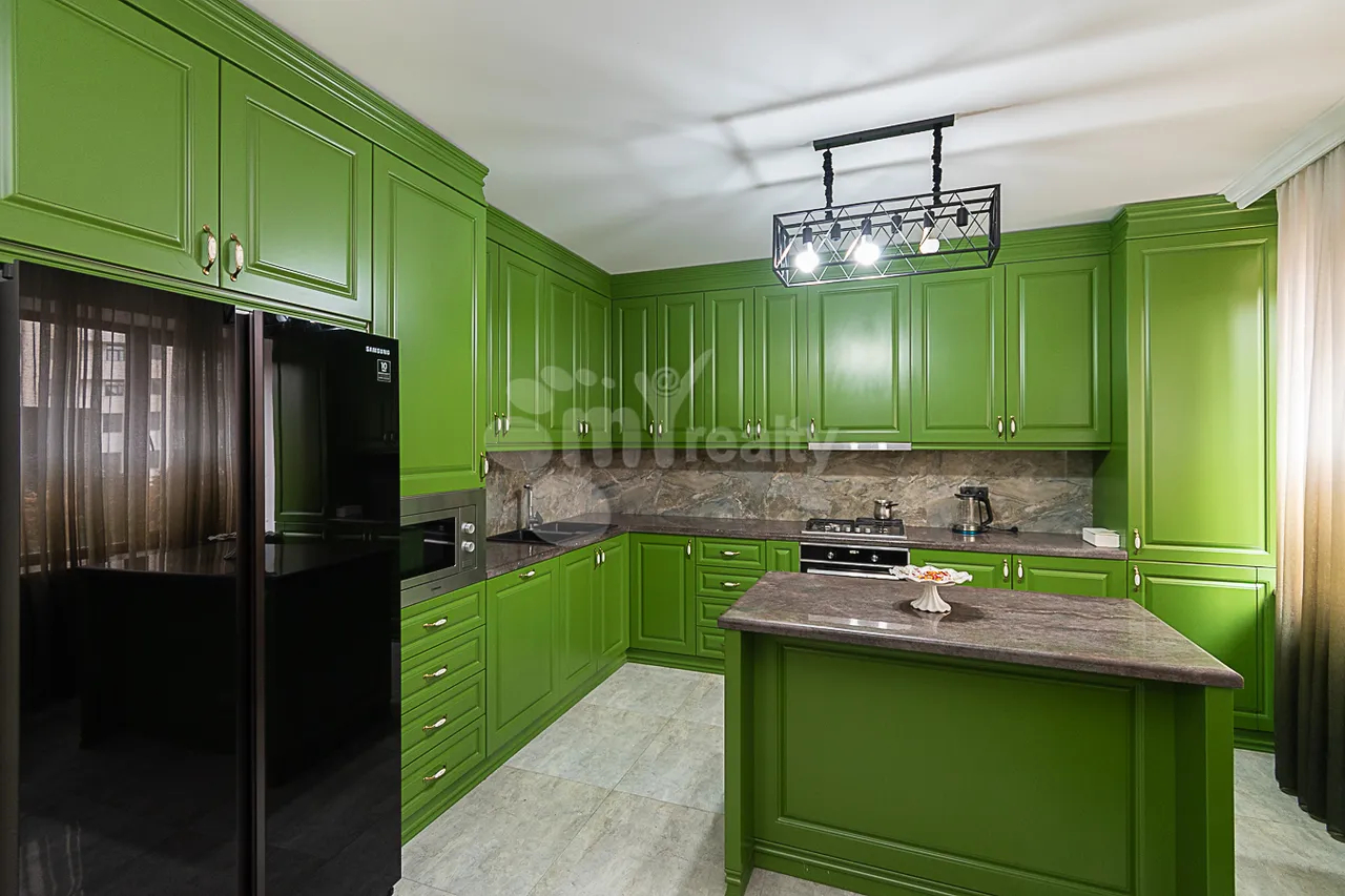 Առանձնատուն  Միկոյան փող, Դավթաշեն Երևան, 160031