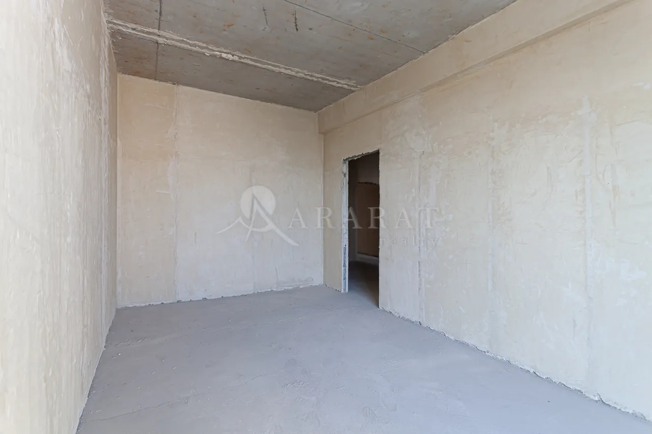 4 bedroom apartment for sale خیابان گِریبودوف, عربگیر ایروان, 161910
