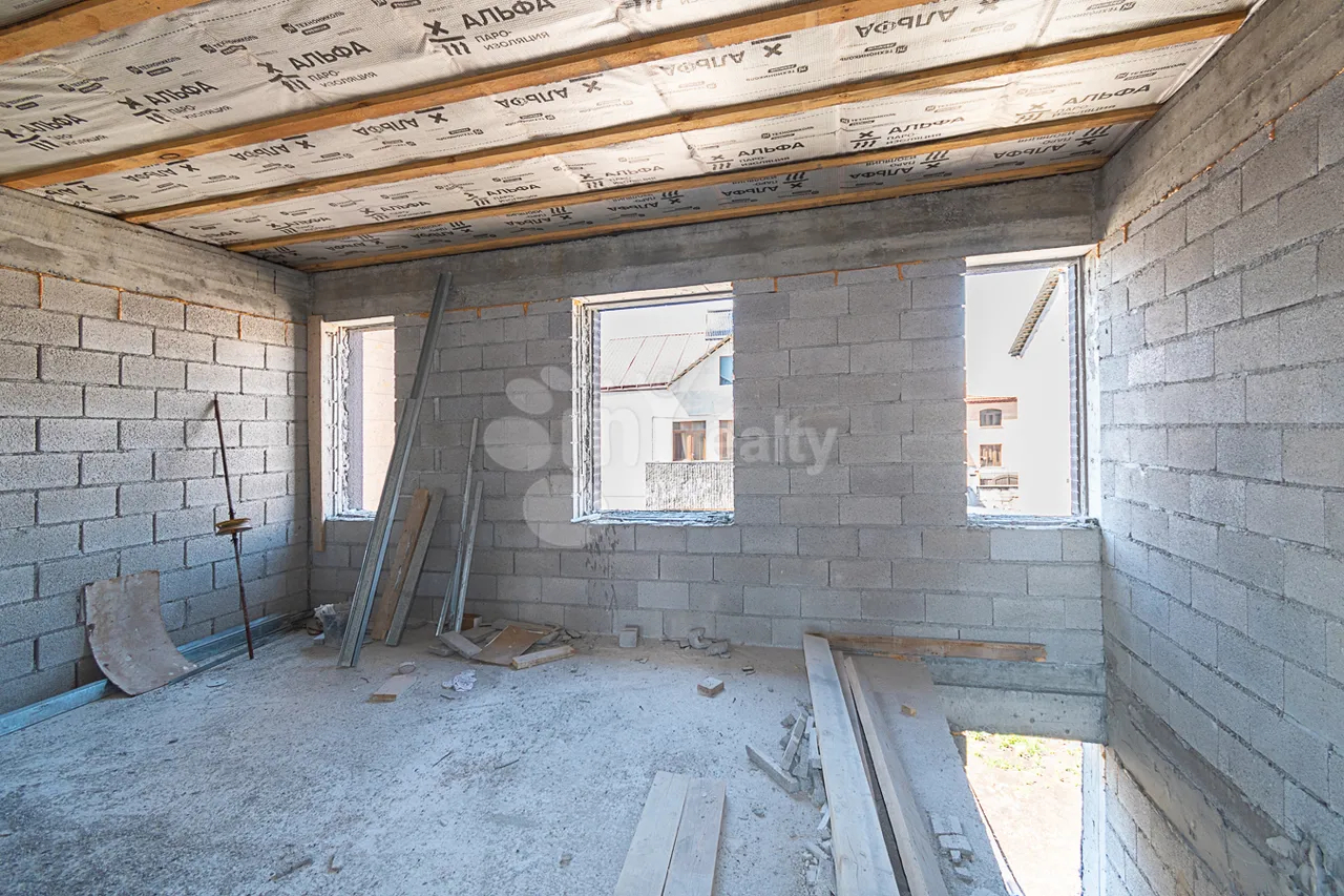 House for sale Gevorgyan st, Davtachène Yerevan, 160085