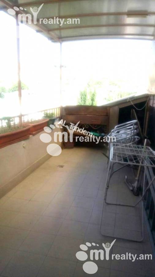 3 սենյականոց բնակարան  Մոսկովյան փող, Կենտրոն Երևան, 142743