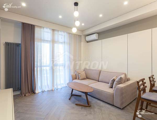 varcov-bnakaran-norakaruycum/2-senyakanoc/Arshakunyats+Ave/Center/Yerevan