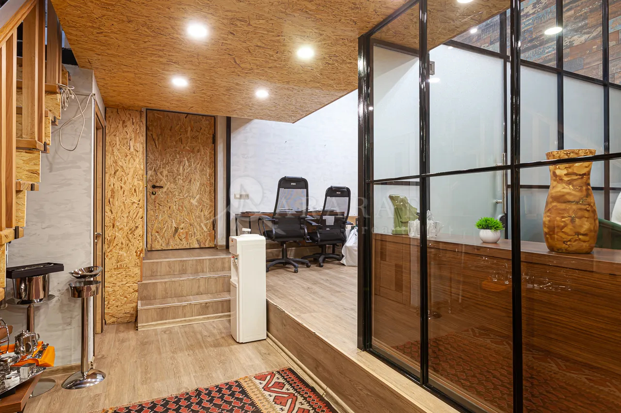 Commercial property for sale Antarayin St, Center Yerevan, 161070