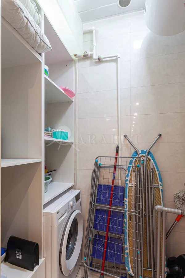 Купить 3 комнатную квартиру Амирян ул, Центр Ереван, 159135