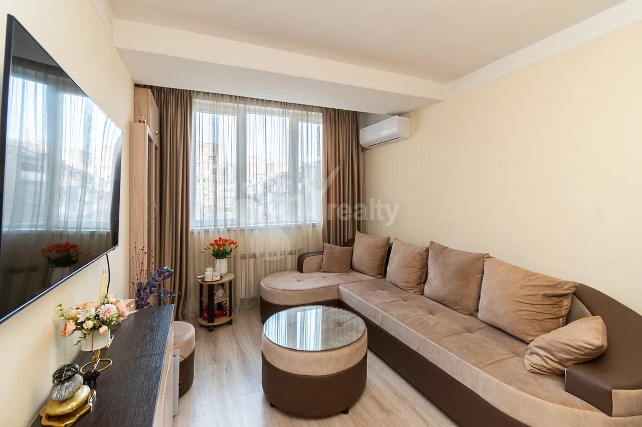 2 bedroom apartment for sale E. Qochar St, Center Yerevan, 160178