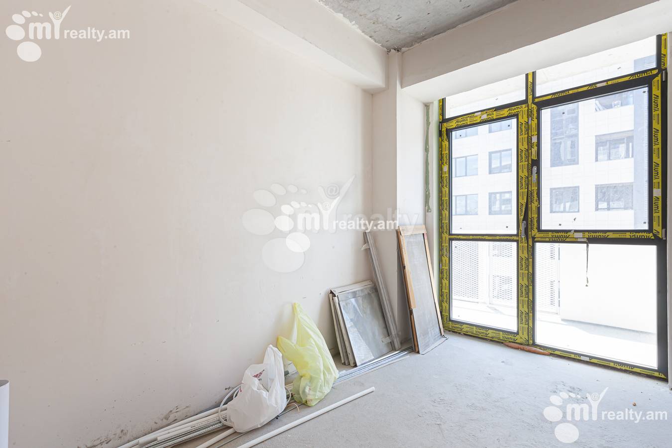 Купить 3 комнатную квартиру Ленинградян, Квартал Ваагни Ереван, 155479