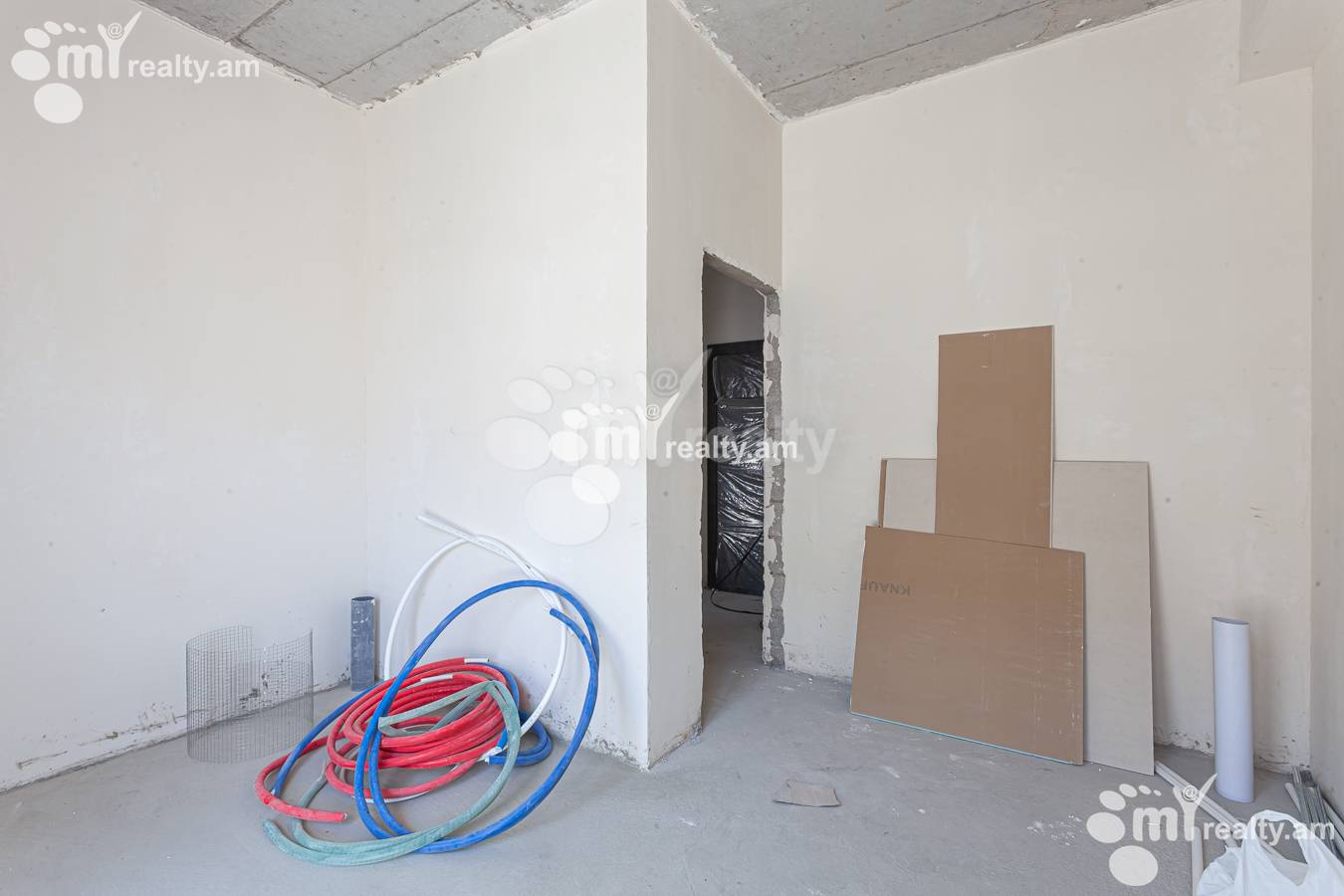 Купить 3 комнатную квартиру Ленинградян, Квартал Ваагни Ереван, 155479