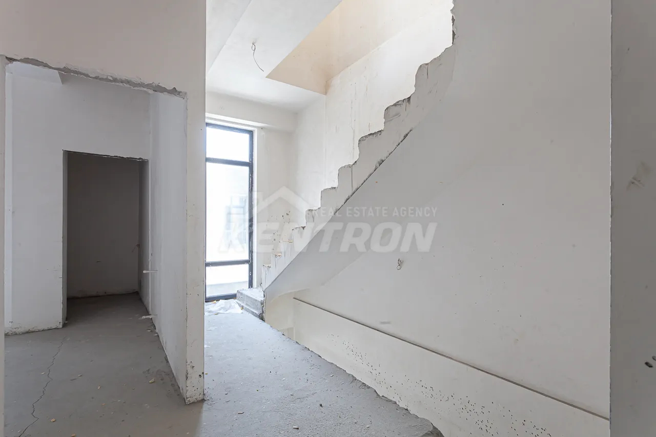 House for sale 11-th street, Arinj Kotayk, 157249