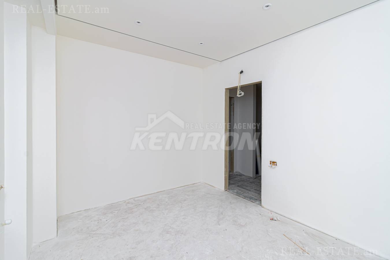 4 bedroom apartment for sale , Center Yerevan, 143141