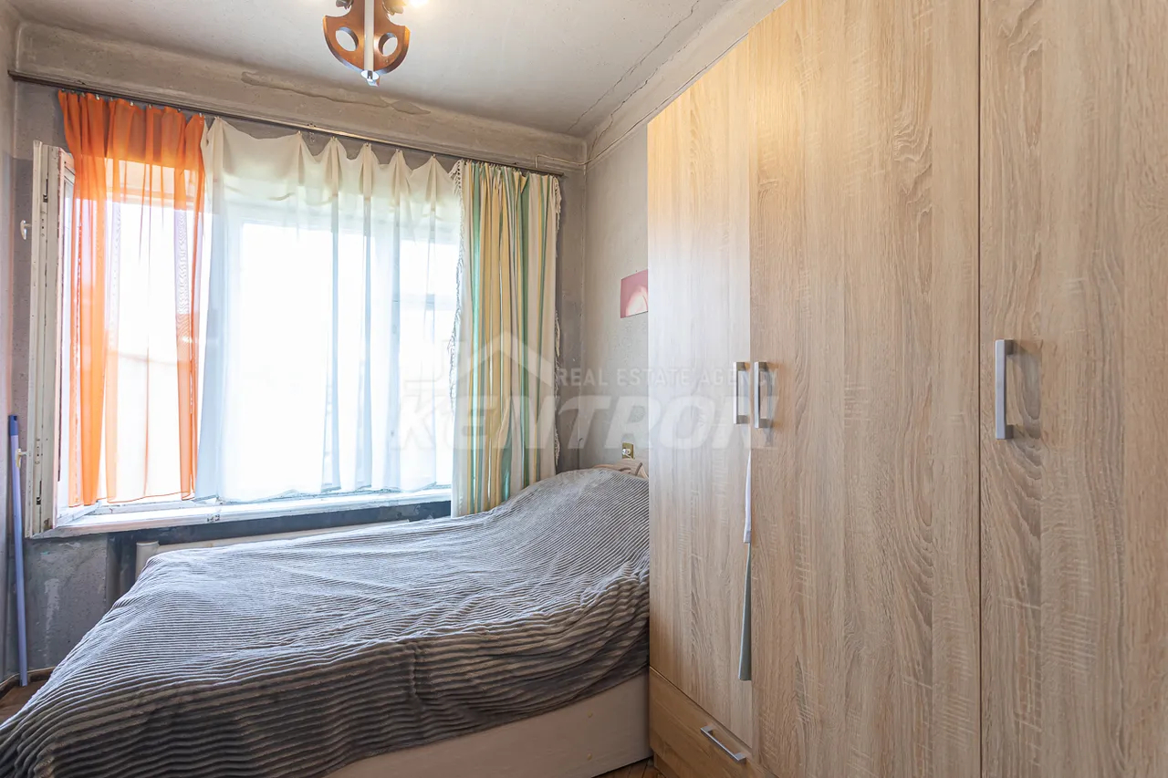 3 bedroom apartment for sale خیابان نعلبندیان, مرکز شهر ایروان, 157228