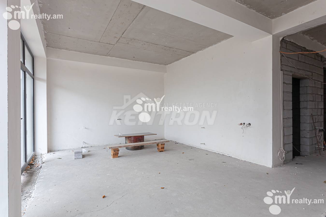 Առանձնատուն  Առինջ Բ 2-րդ փողոց, Աբովյան Կոտայք, 155935