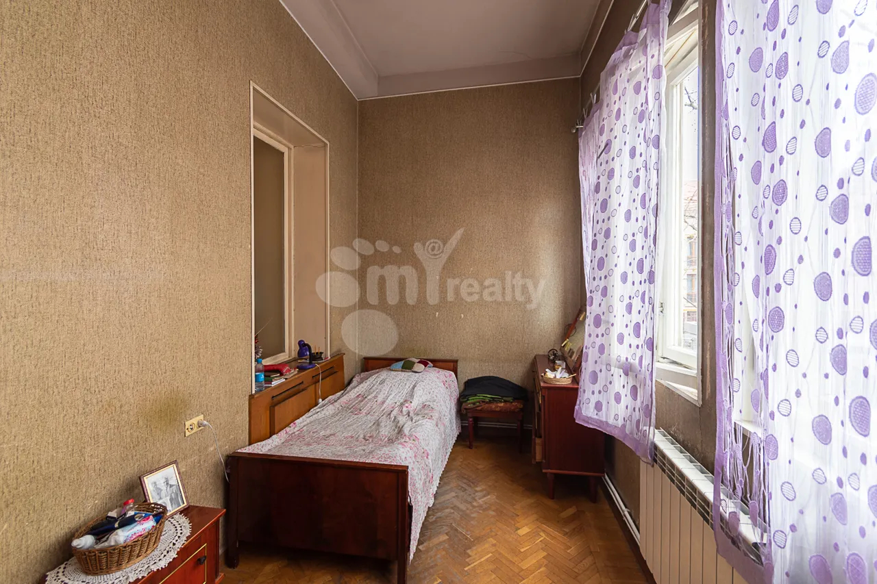 3 bedroom apartment for sale Tumanyan St, Center Yerevan, 160107