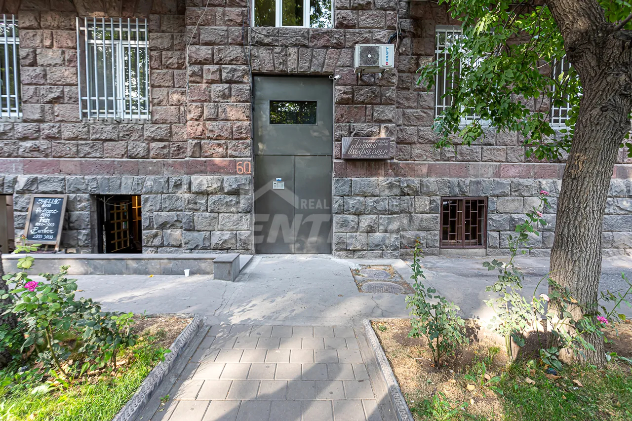 3 bedroom apartment for sale Aram St, Center Yerevan, 159471