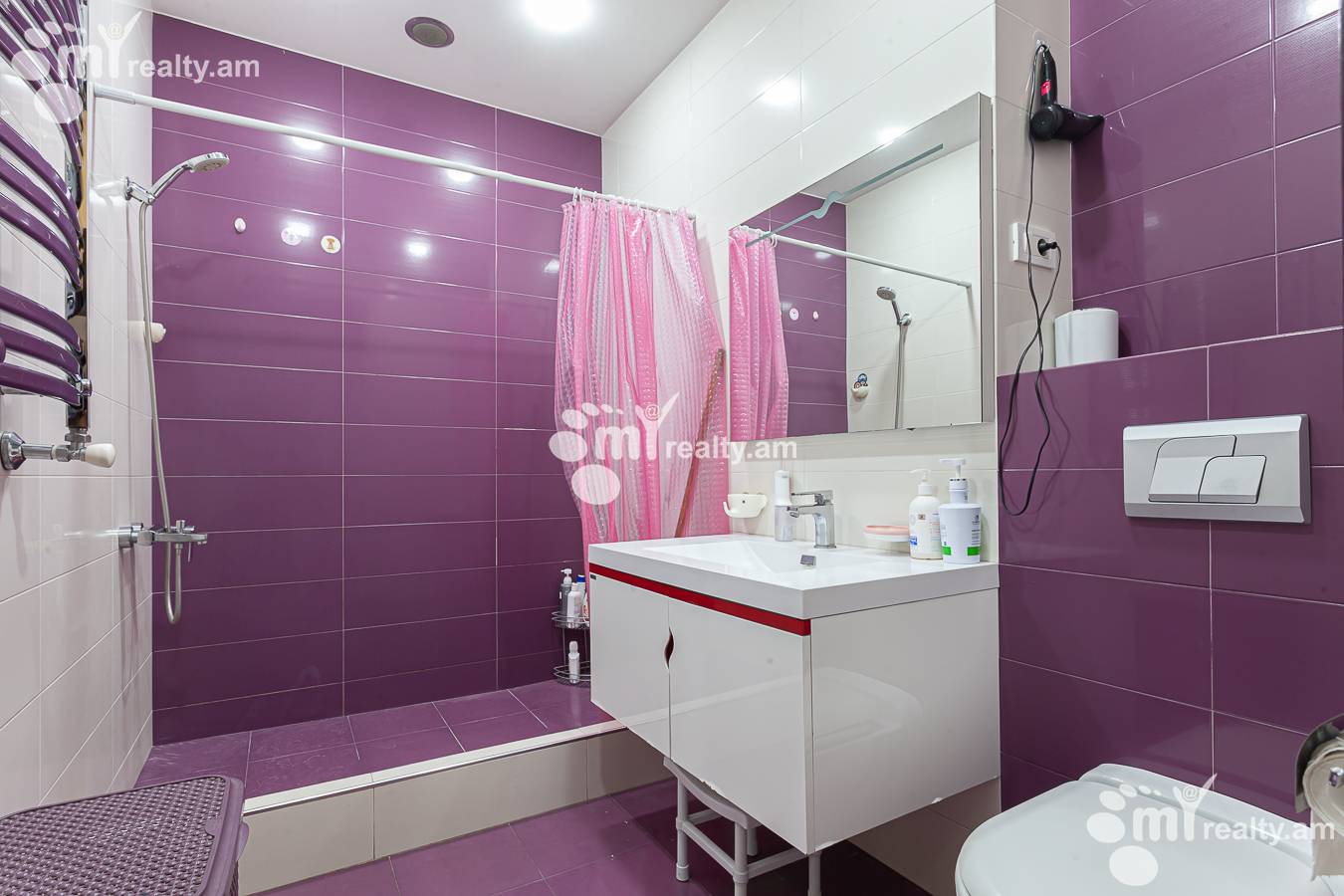 3 bedroom apartment for sale Aram St, Center Yerevan, 152540