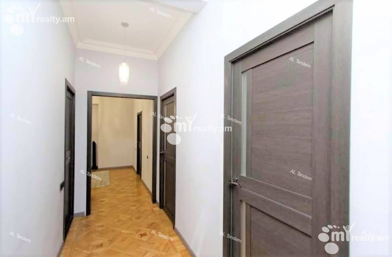 4 bedroom apartment for sale خیابان سایات نووآ, مرکز شهر ایروان, 125082