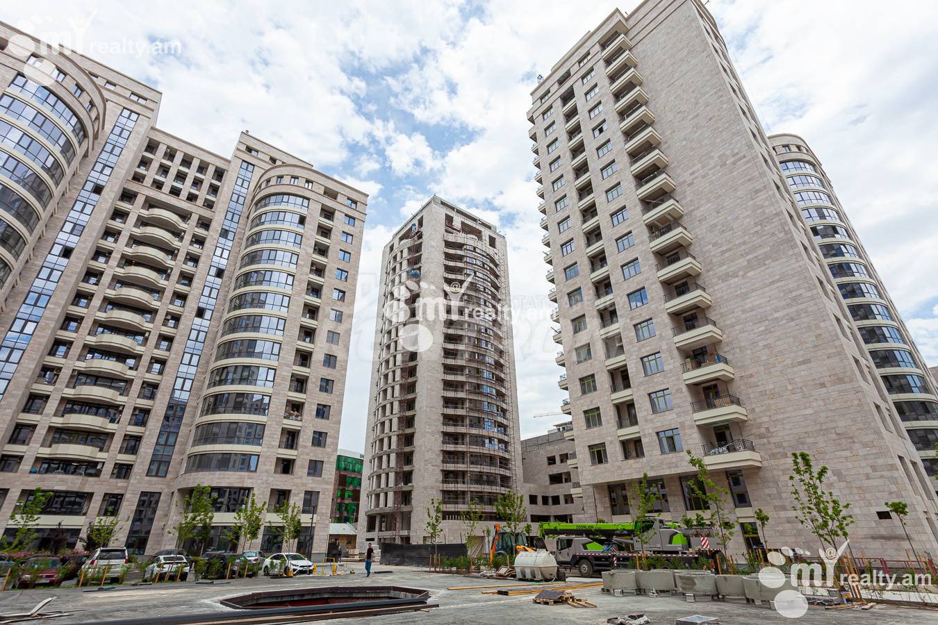 2 bedroom apartment for sale خیابان آرشاکونیاک, مرکز شهر ایروان, 155755