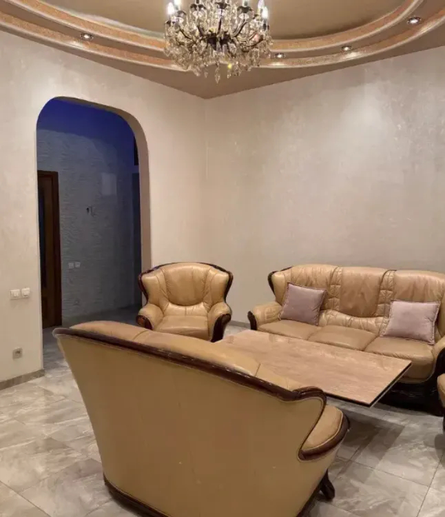 3 bedroom apartment for rent Paronyan St, Center Yerevan, 160221