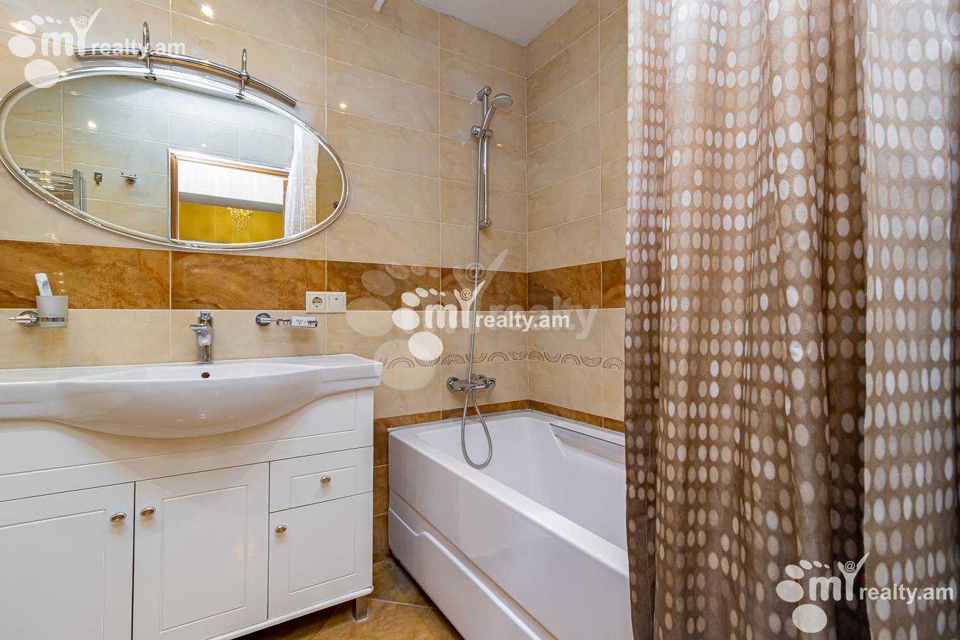 2 bedroom apartment for rent Nalbandyan St, Center Yerevan, 143715