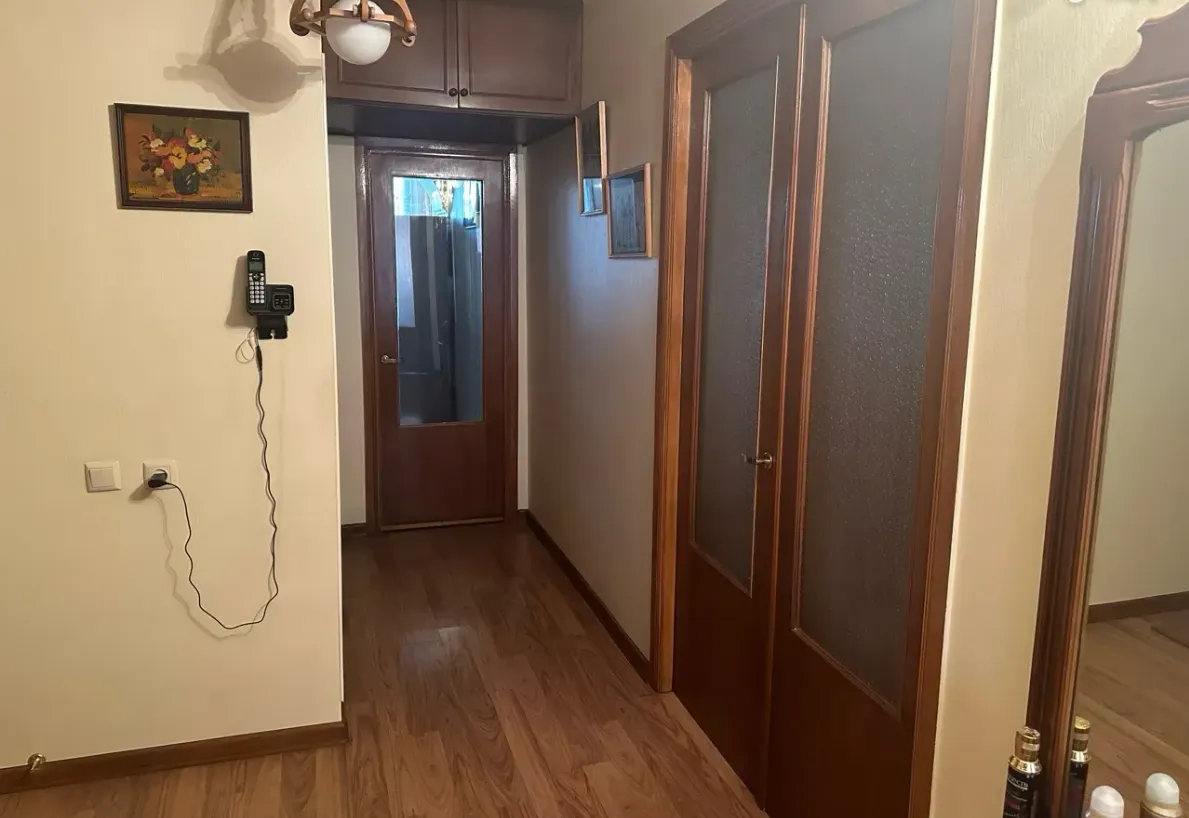 4 bedroom apartment for sale خیابان آزاتوتیان, عربگیر ایروان, 161824