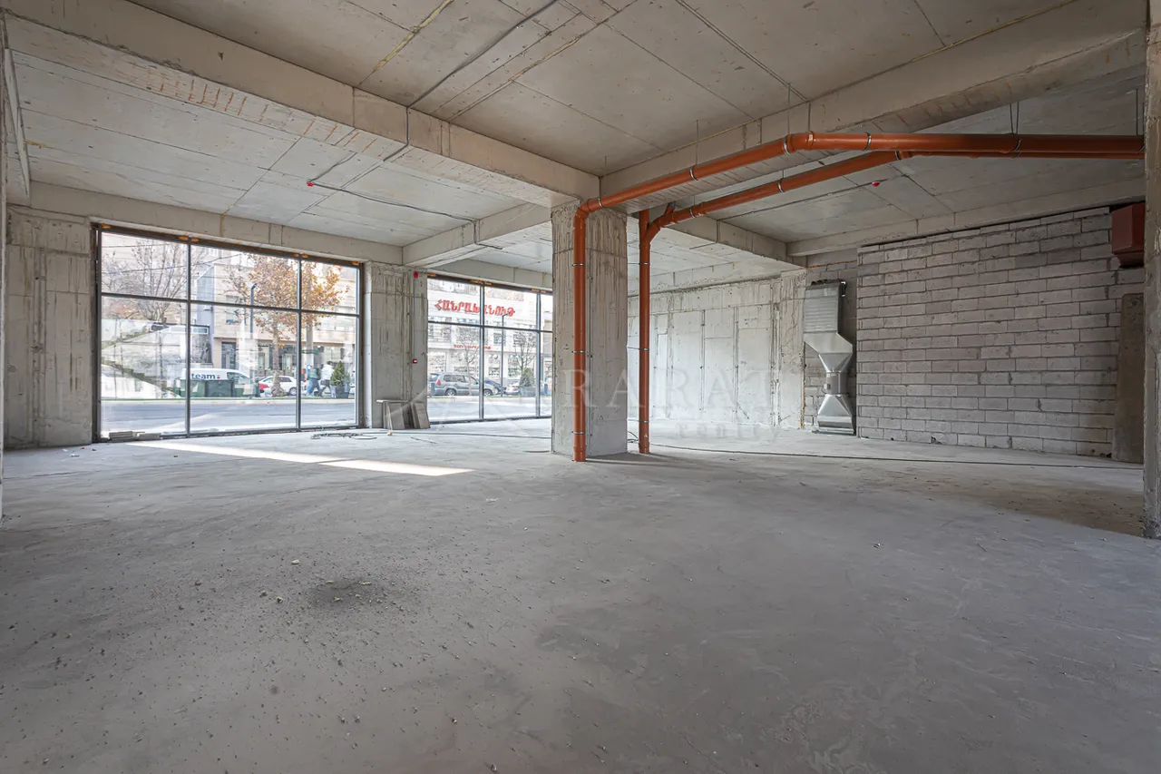 Commercial property for sale Paruyr Sevak  dis. 17 street, Awan Yerevan, 157752