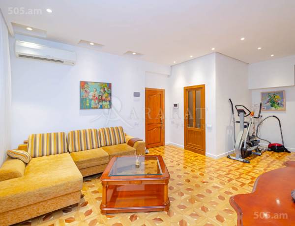 3-bedroom/apartment-for-sale/Mashtots+Ave/Center/Yerevan