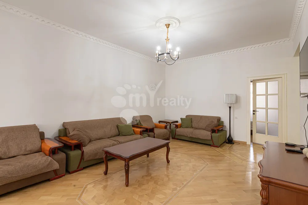 kupit-kvartiru/3-komnatnaya/Mashtots+Ave/Center/Yerevan