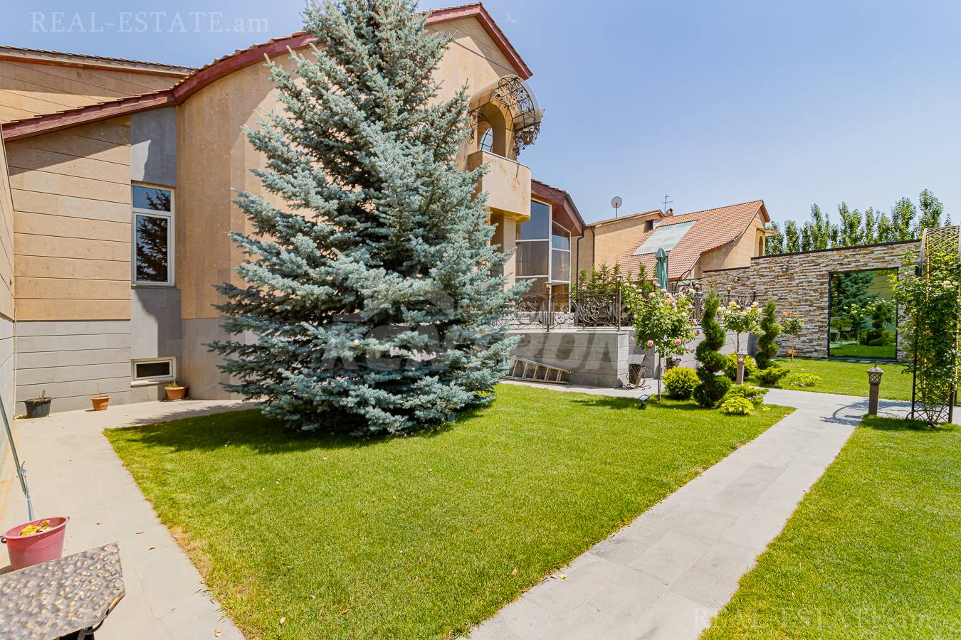 Առանձնատուն  Բագրևանդ թաղամաս, Նոր Նորք Երևան, 138410