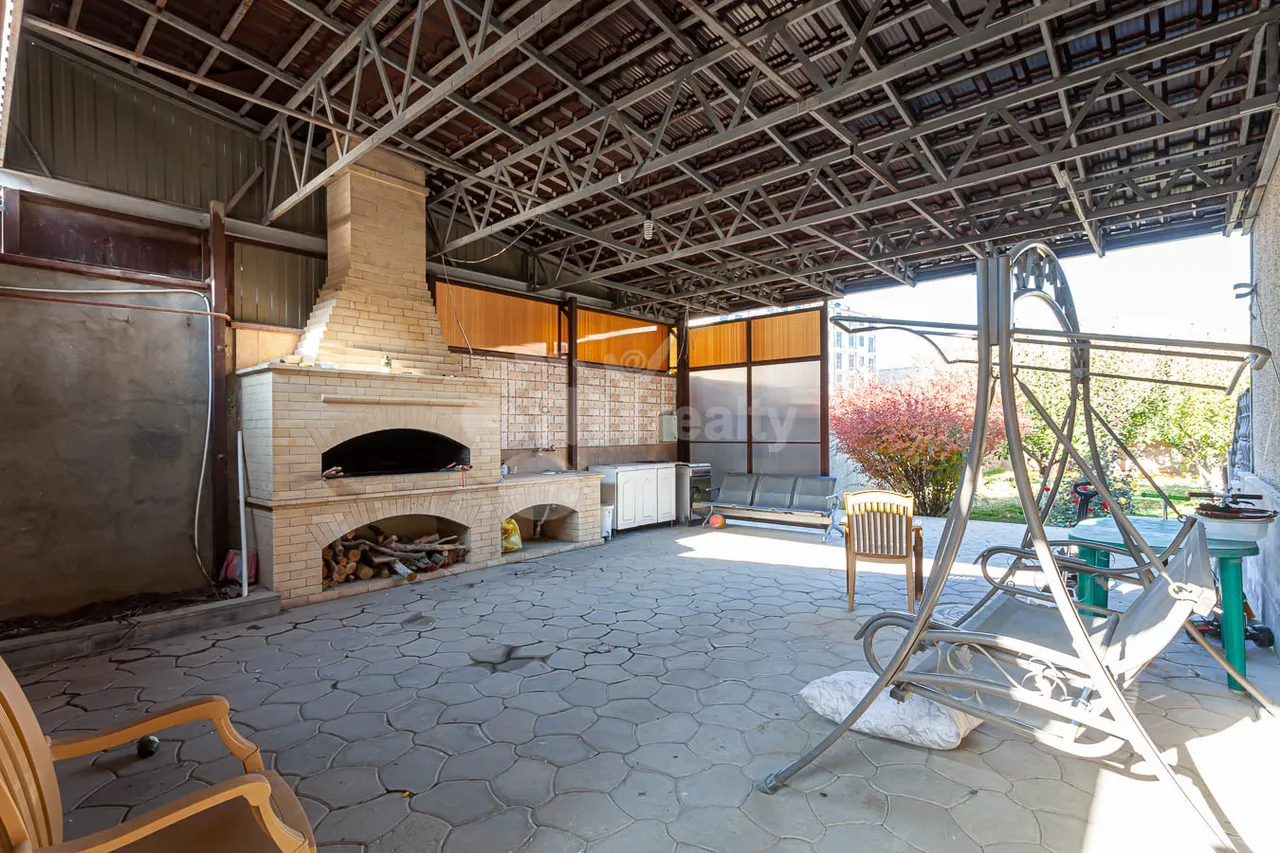 House for sale Teryan st, Avan Yerevan, 157309