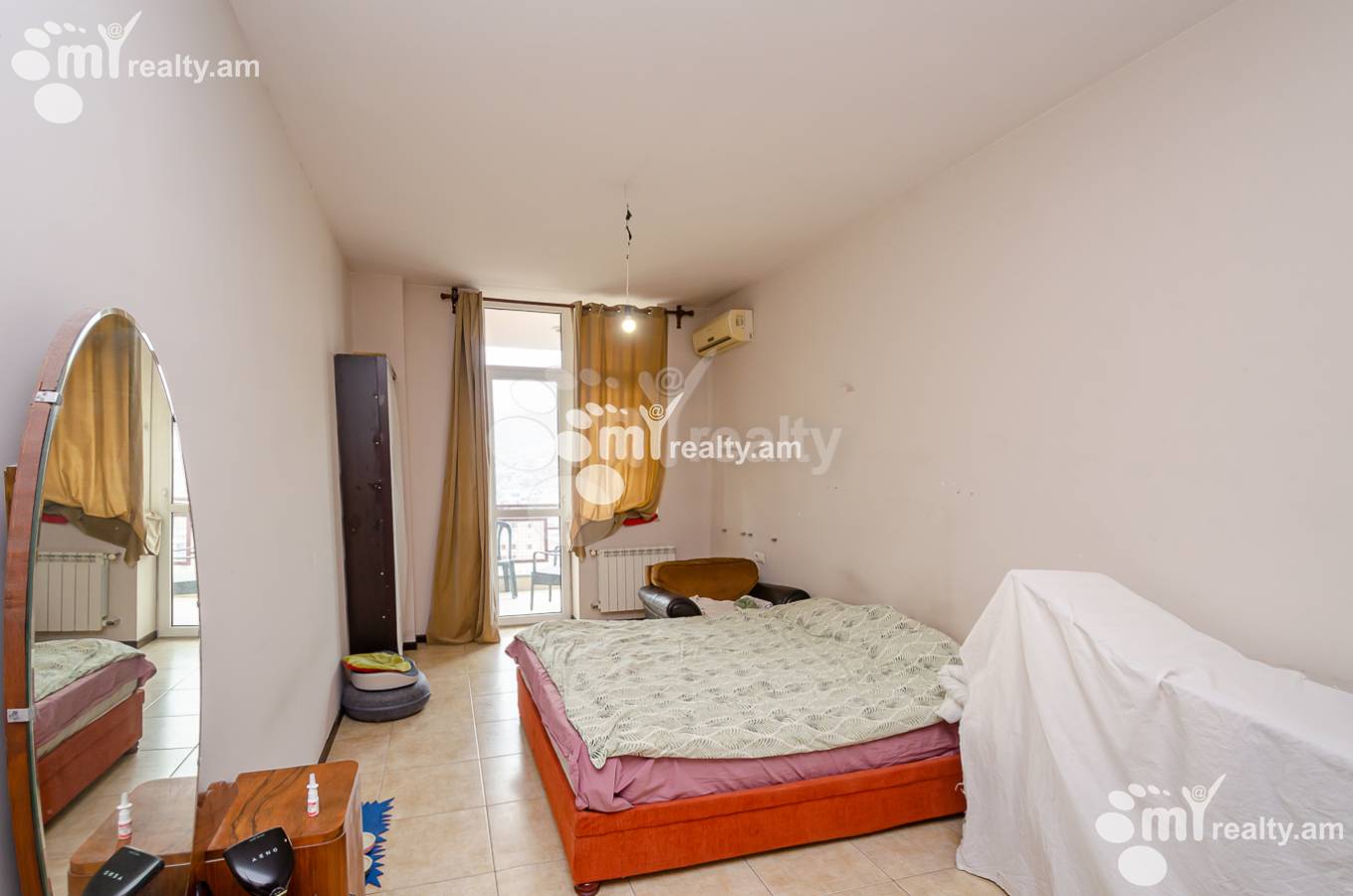 3 bedroom apartment for sale Rostom St, Center Yerevan, 153867