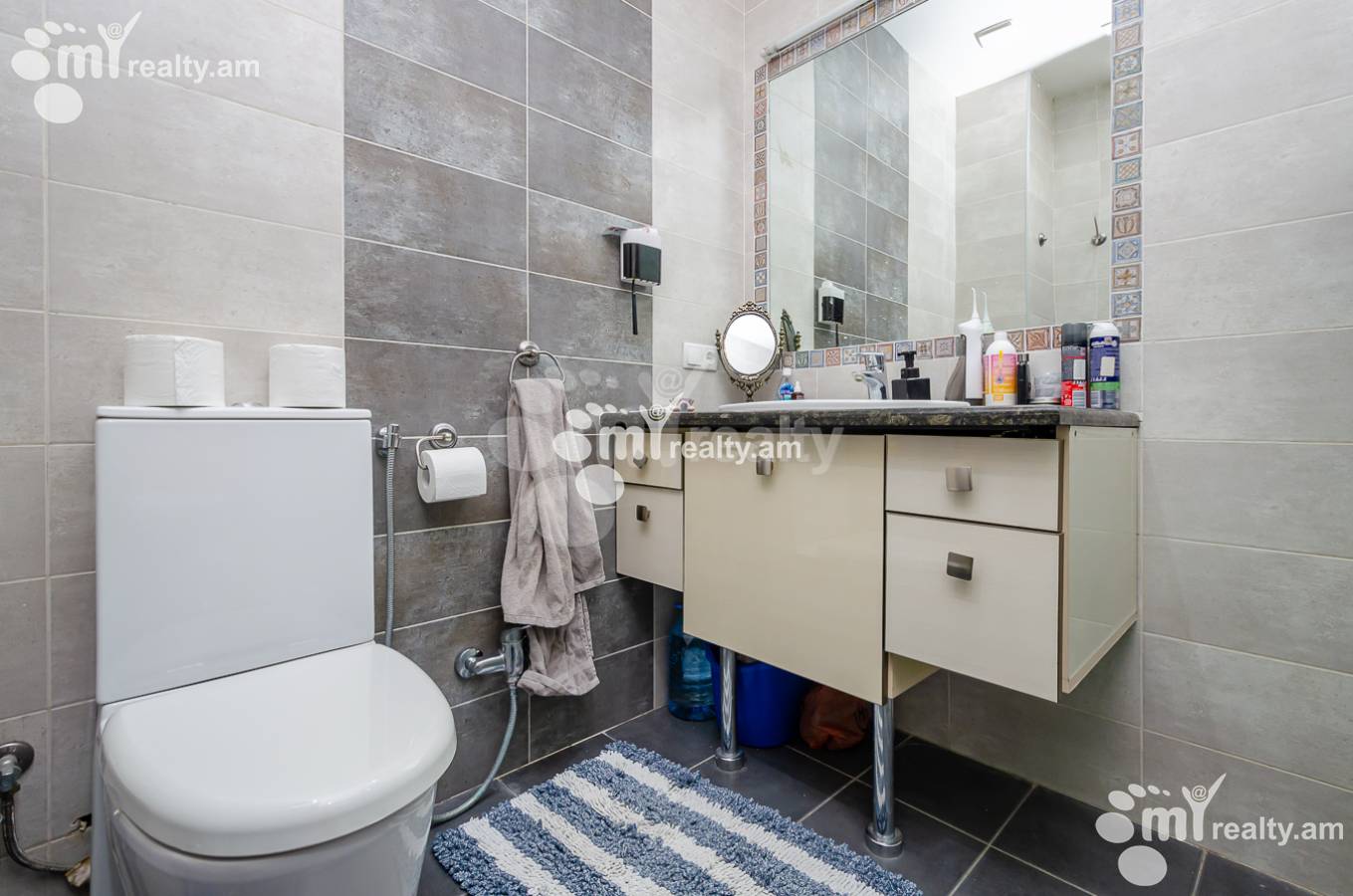 3 bedroom apartment for sale Rostom St, Center Yerevan, 153867