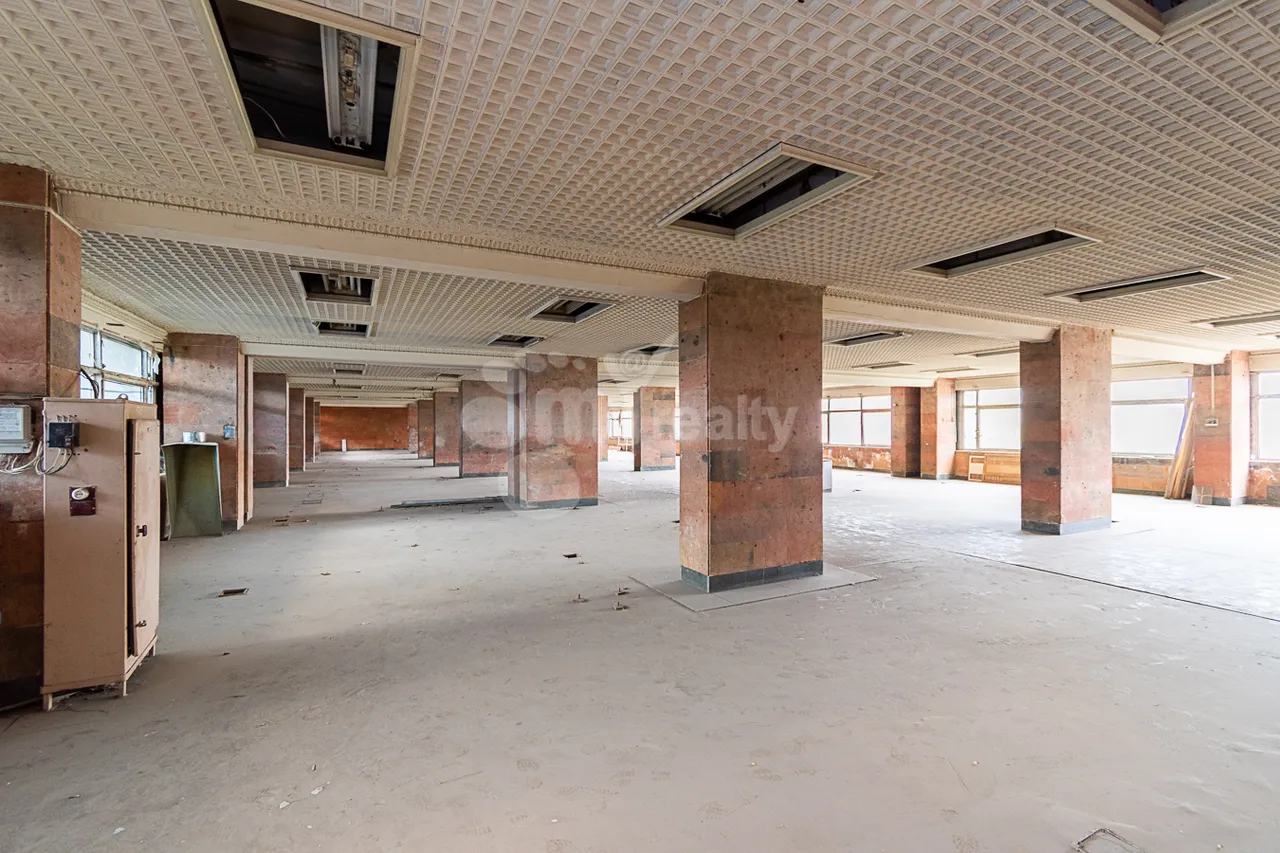 Commercial property for sale Fuchik St, Ajapnyak Yerevan, 160372