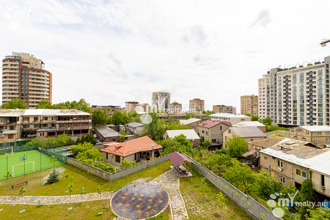 Купить 4 комнатную квартиру Аргутйан ул, Арабкир Ереван, 150522