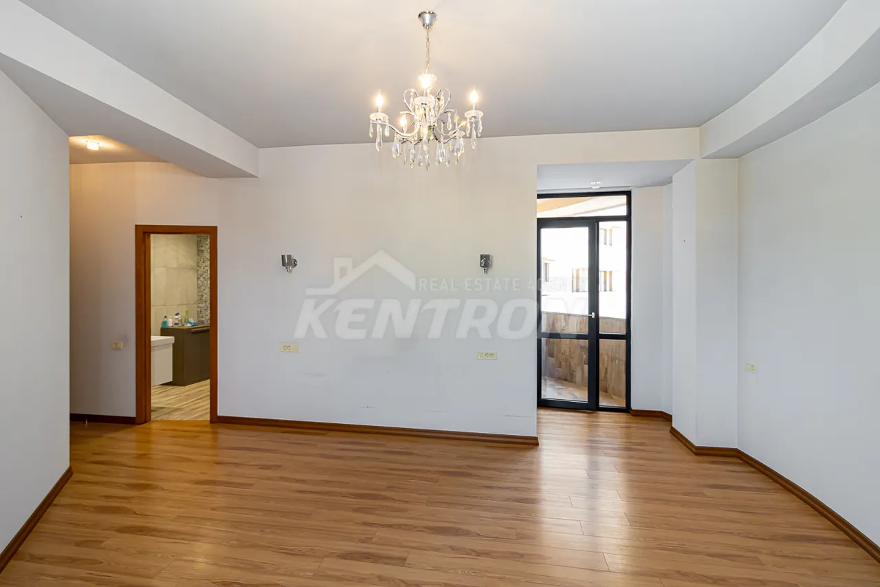 4 bedroom apartment for sale خیابان د. دِمیرچیان, مرکز شهر ایروان, 157680