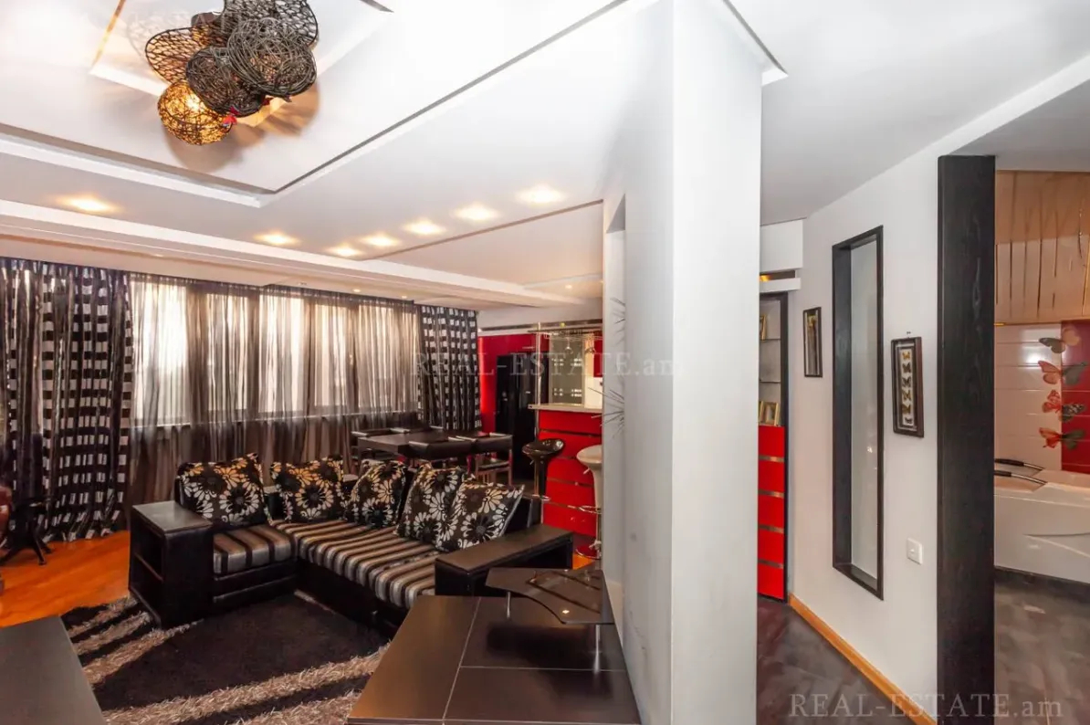 2 bedroom apartment for rent Saryan St, Center Yerevan, 160047