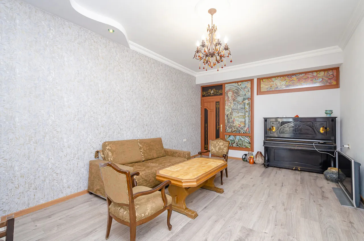 3 bedroom apartment for sale خیابان گ. اِمین, مرکز شهر ایروان, 159762