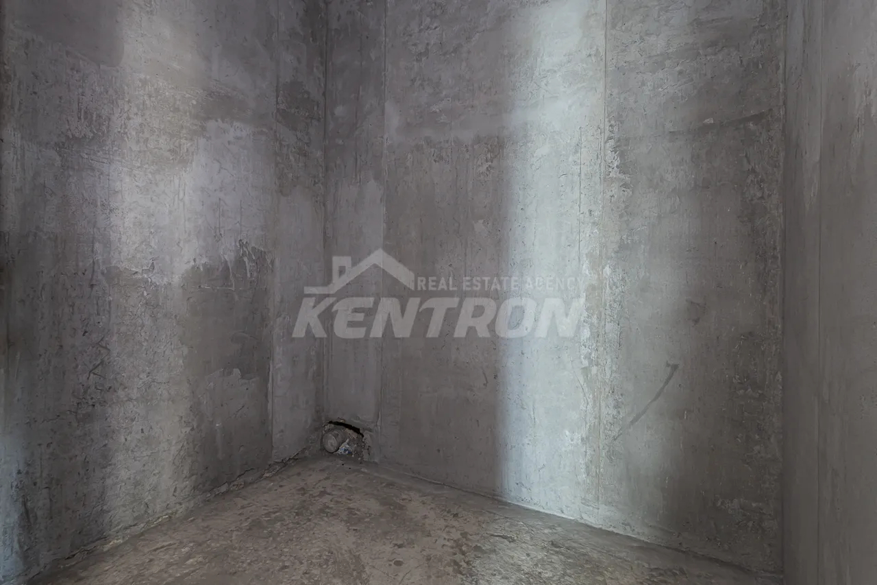 3 bedroom apartment for sale Gogol St, Kanaqer-Zeytun Yerevan, 160412